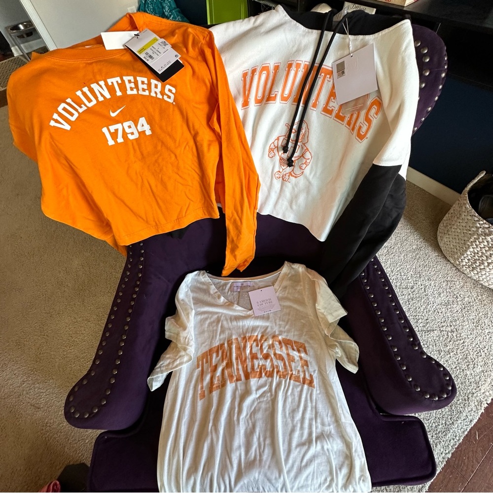 UT Volunteers Pack! All NWT never worn Tops